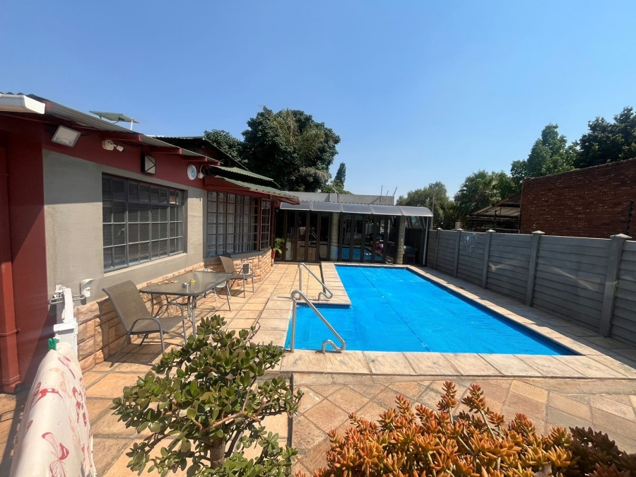 4 Bedroom Property for Sale in Bodorp North West